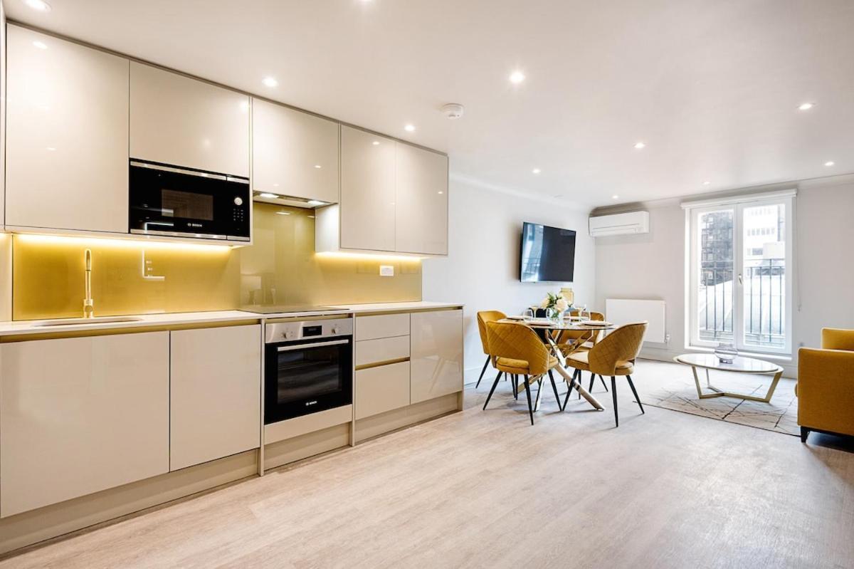 Hyde Park Suites-5 *